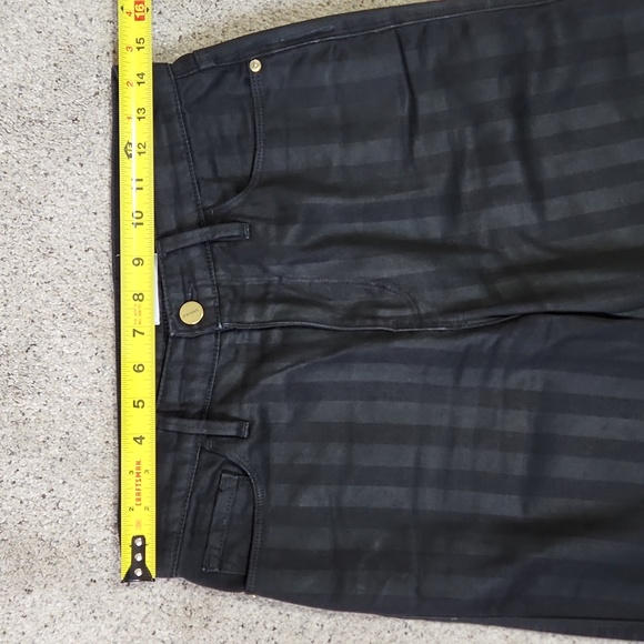 FRAME Le Sylvie Slender Straight Jeans in Black Tonal Stripe Size 26 - Picture 9 of 13